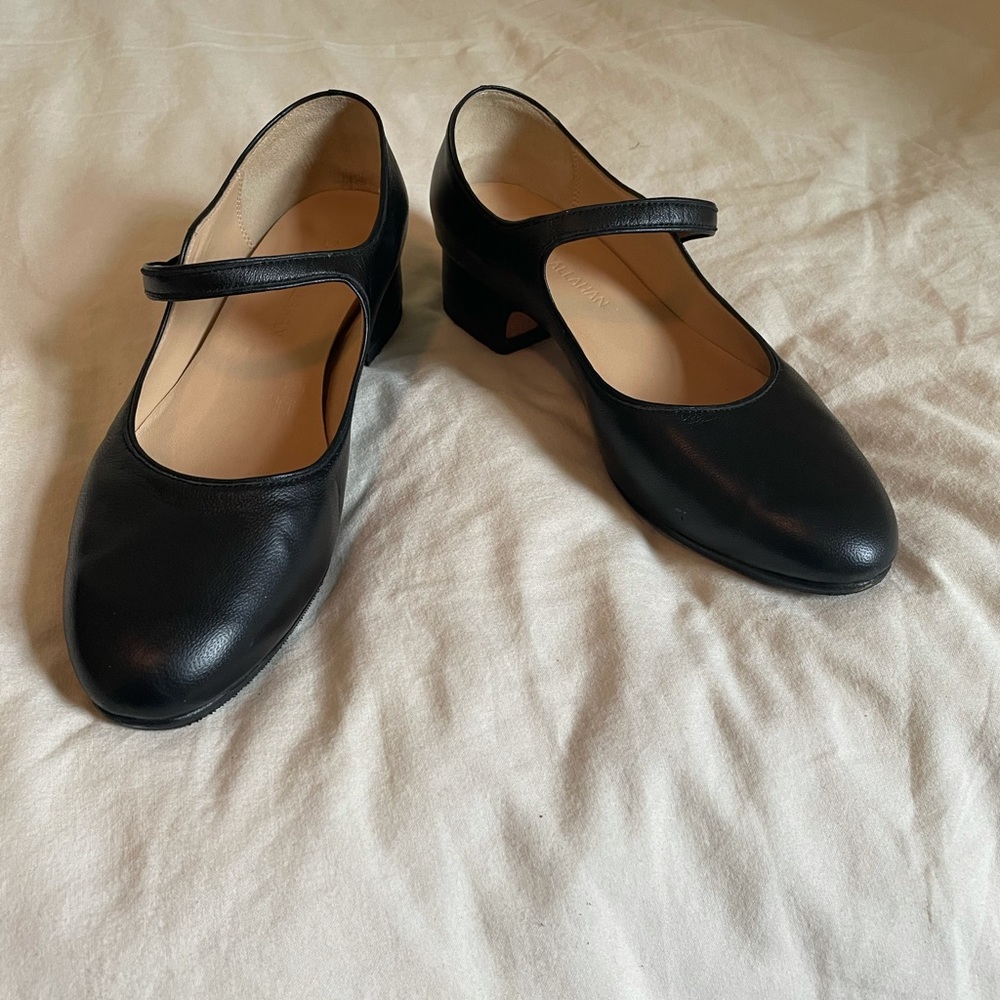 Caron Callahan Nancy Mary Janes in Nappa 9, 9.5